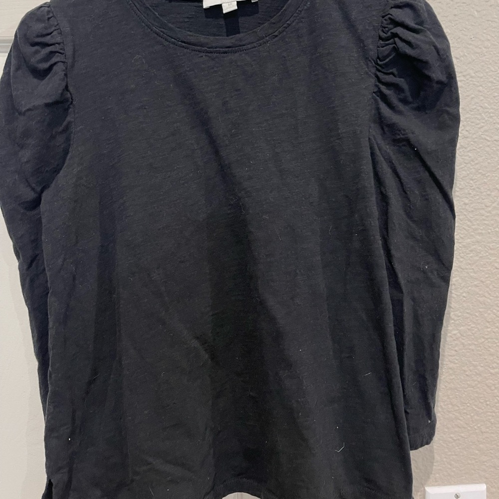 Eri +Ali puff sleev black shirt